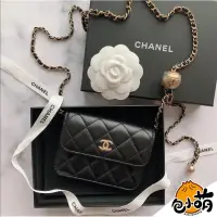 在飛比找蝦皮購物優惠-二手CHANEL BOY 25cm 滑面牛皮銀釦鍊包