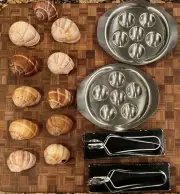 Vintage 1970s Fratelli Piazza Escargot Tongs Dishes and Shells Set made in Italy