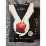 英文書（TWILIGHT-THE NEW YORK TIME BEST SELLER-STEPHEN MEYER)