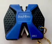ACCUSHARP Sharp N Easy 2 STEP KNIFE SHARPENER Coarse and Fine Ceramic Stone NEW