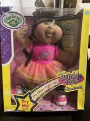 Cabbage Patch Kids TWINKLE TOES Light Up Skechers Shoes, & Braces see descriptio
