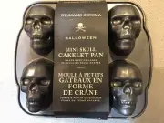 WILLIAMS-SONOMA MINI-SKULL CAKELET PAN MAKE 6 Petite Cakes NEW