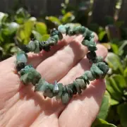 Emerald Chip Bracelet - Crystal Bracelet - Free Meaning Card