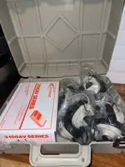 VINTAGE CALIFONE 3100AV SERIES CASSETTE PLAYER NEW FOUR HEADSETS CARRYING CASE