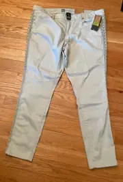 Mossimo Ladies Size 16 Skinny Blue Jeans Premium Denim Mid Waist & Straight Hip