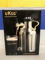 Growler Werks UKEG Pressurized Growler 64 oz Stainless New In Box