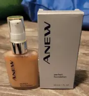 Avon Anew Perfect Liquid Foundation, Blush Beige 1floz