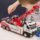 1/24 Crane Truck Toy Birthday Gift Engineering Vehicle Diecast Crane Model