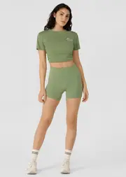 [Lorna Jane] Lotus No Chafe Phone Pocket 12cm Bike Shorts in Green, Size - Small S Green Goodness