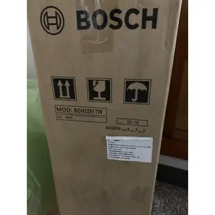 下標前請先詢問是否有貨 ~Bosch 淨擊二合一 無線吸塵器 BCH3251TW 星燦黑 現貨