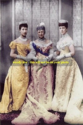mm325 - Queen Alexandra , Queen Louise & Duchess of Fife - print 6x4