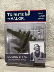 Tribute To Valor - Pearl Harbor Boeing B-17C Replica