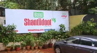 Hotel Shantiidoot, Dadar