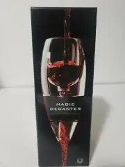 Wine Aerator / Magic Decanter / Pourer - New & in gift box pictured.