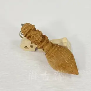 【御古齋】檜木 精雕 祥龍戲珠 文昌筆 鑰匙圈(祥龍獻瑞 大筆進財 筆筆成交 風水開運擺件 附如意筆座)