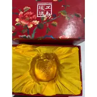 在飛比找蝦皮購物優惠-琉璃工坊招財豬/居家裝飾品/紙鎮（附包裝盒）