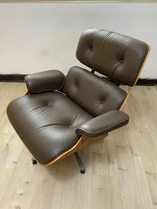 正版 Herman Miller Lounge Chair 花梨木版本 Eames