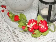 FlowerSpray RED 2.5Flowers3Buds 11Leaves Berries Paper PullApart 26cmLong ManorH