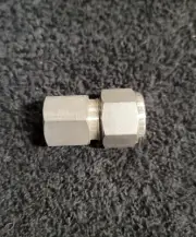 Ham-Let Let-Lok 766LSS1/2X1/4 1/2" Compression x 1/4" FPT Stainless Steel
