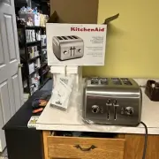 KitchenAid KMT4115CU 4-slice Toaster With Manual High-lift Lever Contour Silver