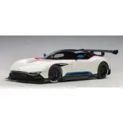 70261 Auto Art 1/18 Aston Martin Vulcan Metallic White/Blue Red Stripe