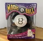 MAGIC 8 BALL Fortune Teller Novelty Toy Ask Questions 20 Answers New In Box