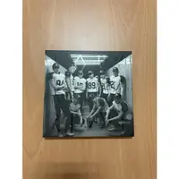 在飛比找蝦皮購物優惠-［EXO]二手第二張正規專輯 LOVE ME RIGHT （