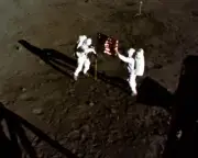 APOLLO 11 ARMSTRONG & ALDRIN W/ US FLAG 8x10 GLOSSY PHOTO PRINT