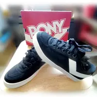 在飛比找蝦皮購物優惠-全新 PONY 黑色帆布板鞋