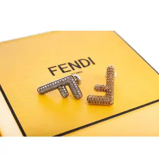 【FENDI 芬迪】新款FF LOGO 標誌水晶雙色穿式耳環