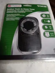 Utilitech Outdoor 1 Outlet Digital Timer Dusk To Dawn | 0154182 Factory Sealed