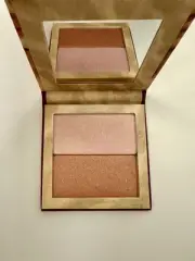 Kkw x Winnie HIGHLIGHTER DUO Palette! BRAND New!! SOLT OUT