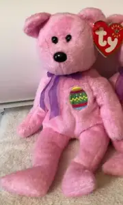 EGGS the Easter TY Beanie Baby Bear - (PINK) w/swing tag