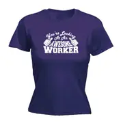 Youre Looking At An Awesome Worker - Funny Novelty Womens T-Shirt T Shirt Tshirt