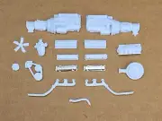 Revell 1/24 1976 CHEVY SPORT STEPSIDE PICKUP 4X4 ENGINE AND RLATED PARTS