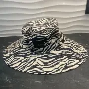 Rag & Bone Addison Cruise Hat Reversible Tiger/Ivory Size Medium/Large NWT $175