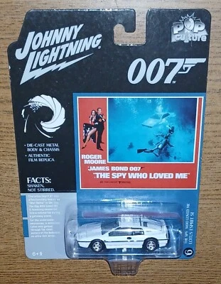 Johnny Lightning JAMES BOND Spy Who Loved Me Lotus Esprit S1 1:64 Die Cast Car