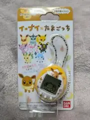 BANDAI Pokemon Eevee Tamagotchi Daisuki Eevee ver. Yellow Digital pet Rare Japan