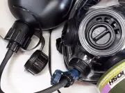 SGE 400/3 BB Gas Mask / Respirator -NBC w/ Drink Option- NEW - Size: SMALL