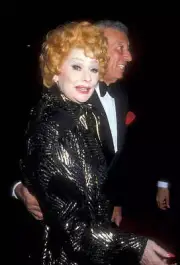 Lucille Ball & husband Gary Morton in Los Angeles California. .. Old Photo 1