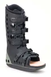 Body Armor Cam Walker II HIgh Small M 3.5-6 W 4.5-6.5