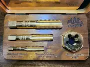 LIMITED EDITION MAC TOOLS 24K GOLD PLATED TAP AND DIE SET STD1996