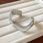 Chunky Open Bangle 01 - Wave - Silver - One Size