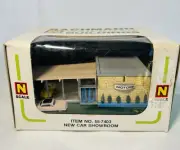 Bachmann N Scale CAR SHOWROOM 55-7403 Built-Up New Model Railroad
