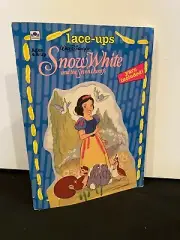 Walt Disney's Snow White and the Seven Dwarfs Lace-Ups - Yarn included 1993