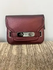 NWT Coach Metallic Pebble Leather Swagger Small Shoulder Bag Cherry F35995