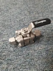 NEW SWAGELOK SS-62TS6 3/8” tube ball valve - 316 SS Stainless Steel