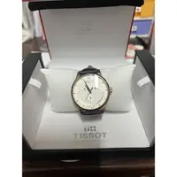 在飛比找蝦皮購物優惠-Tissot Tradition 天梭萬年曆時尚腕錶 金色