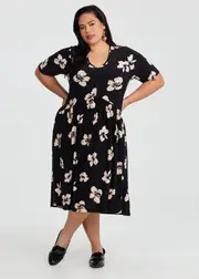 [Taking Shape] Taking Shape Lily Floral Dress Size 16 in Black Floral - Plus Size Women's Dresses Black Floral