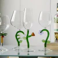在飛比找ETMall東森購物網優惠-創意植物玻璃高腳杯高顏值香檳杯結婚禮品白鈴花勃艮第杯